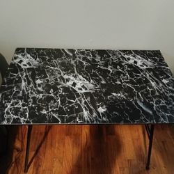 Table / Nightstand