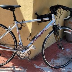 Large 57cm Specialized Sequoia Road Bike w/ Shimano Deore