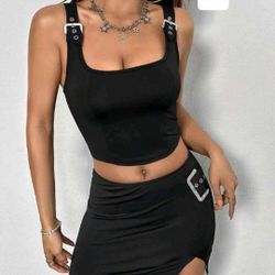 New Women’s 2 Piece Set Size Medium 