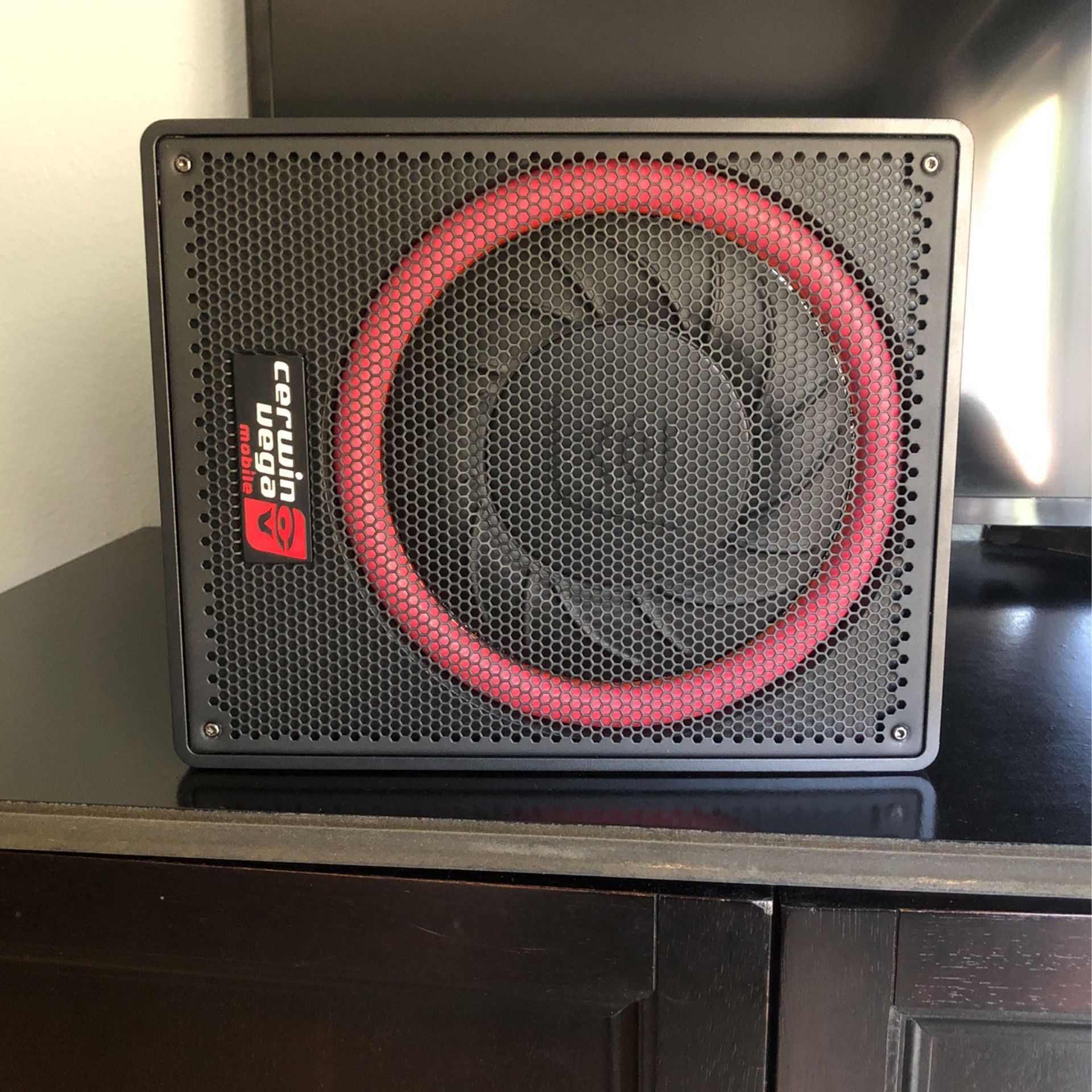 Cerwin-Vega VPAS12 600W 12" Sub Woofer