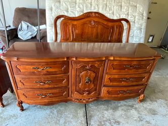 Bedroom set, cherry color