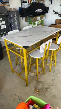 5-Piece Counter-Height Kitchen Table Set – Like New