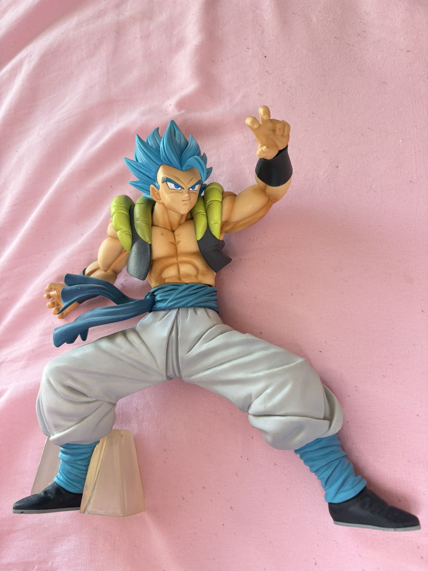 Gogeta Super Saiyan Blue Figure Statue