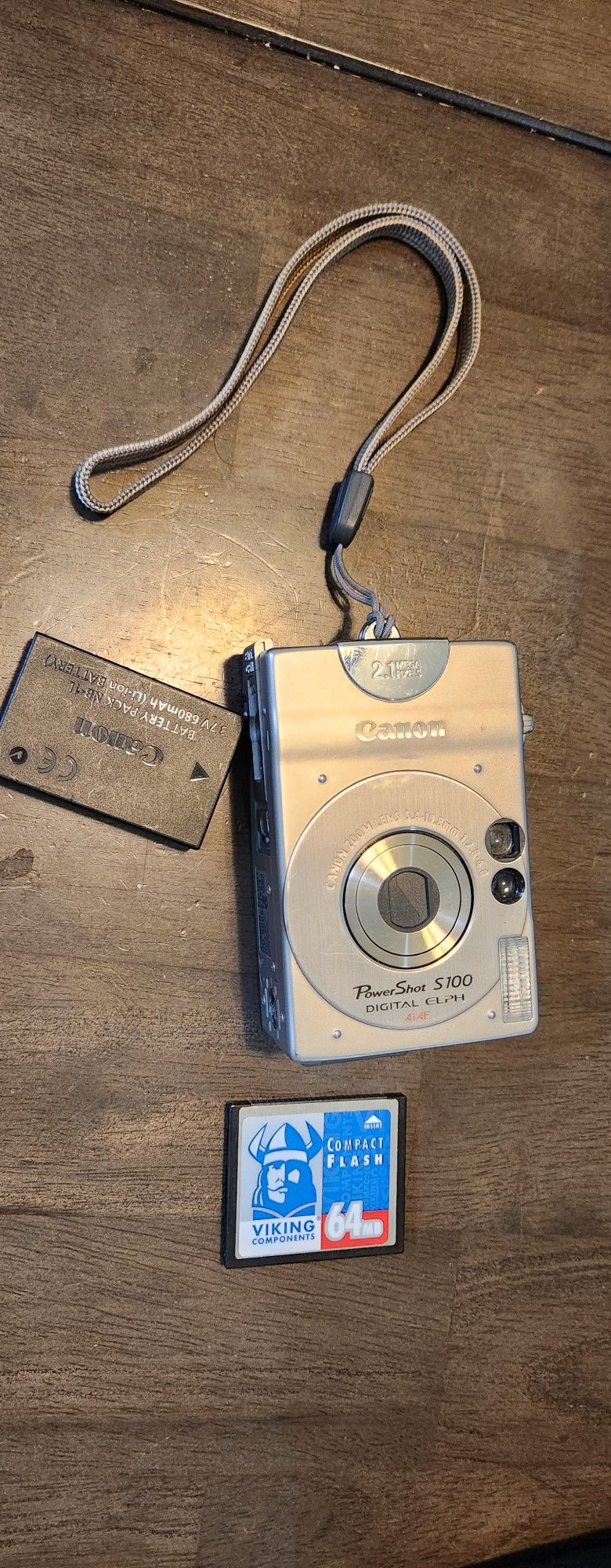 CANON POWERSHOT S100 ELPH WITH EXTRA BLUETOOTH