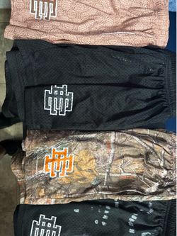 Men’s shorts size L
