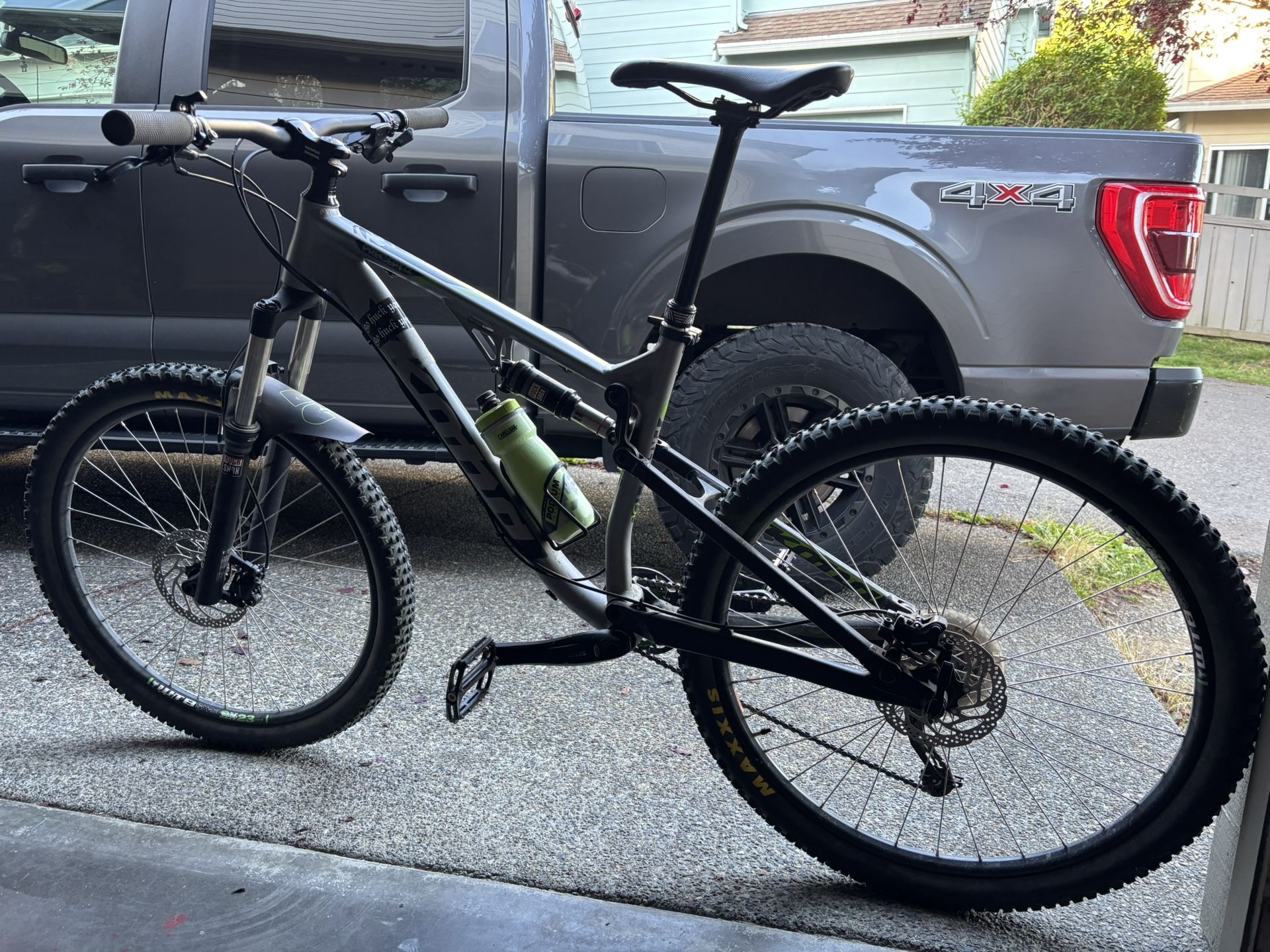 KONA PRECEPT DL size L