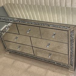 Mirror Dresser And Night Stands 