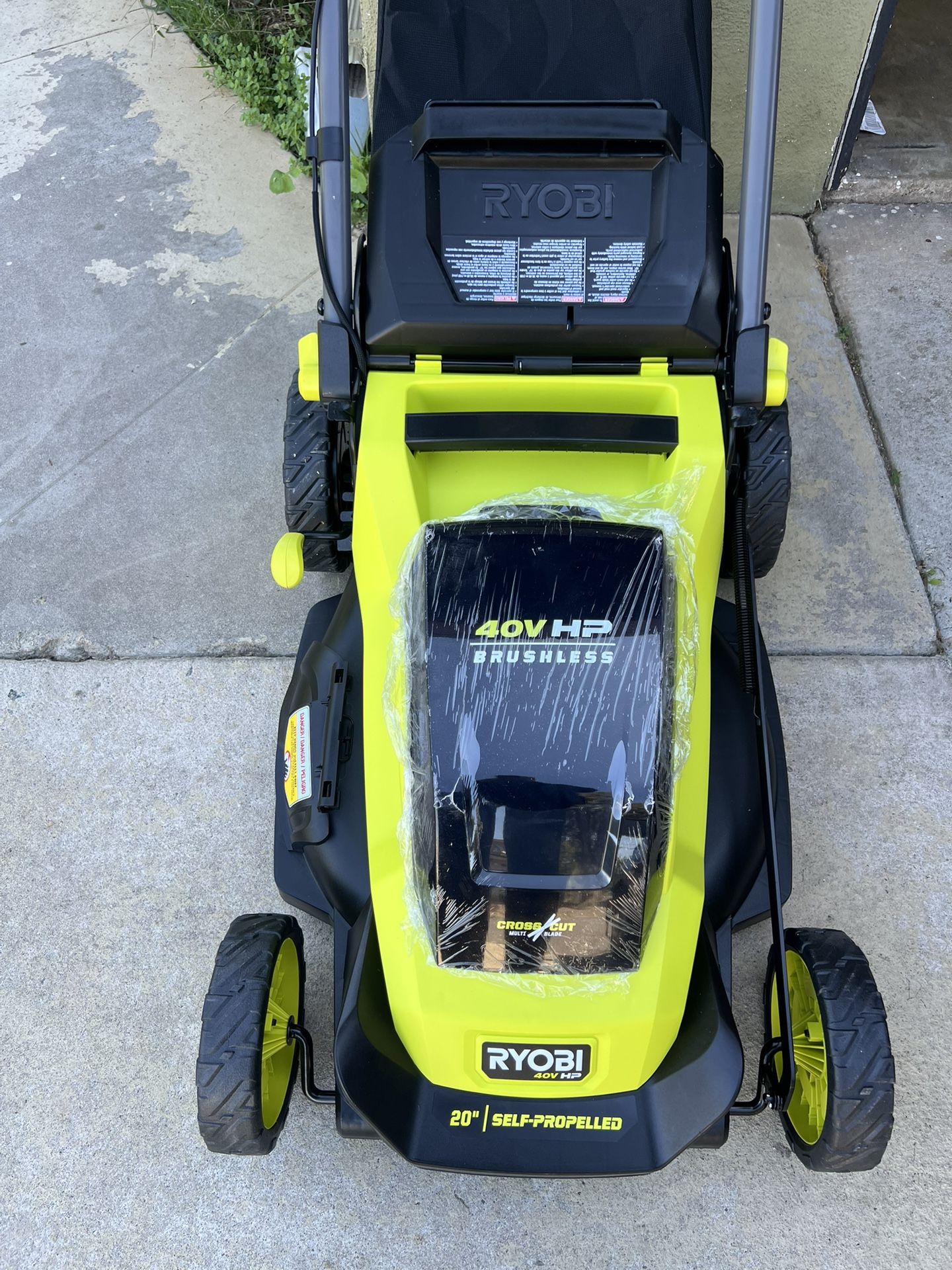 RYOBI 40V HP Brushless 20" Cordless Electric Battery Multi-Blade Walk Behind Self-Propelled Lawn Mower-8.0Ah Battery & Charger