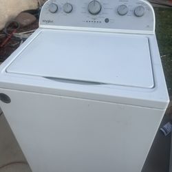Whirlpool Washing Machine In Great  Working Condition 50$ Delivery 30 Day Warranty 
