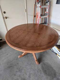 Round table