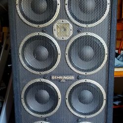 Behringer Ultrabass Cabinet 🤘😎🤘
