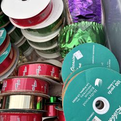 Huge Lot Christmas Holiday Wired Ribbon Red Green Gold Purple All for one price