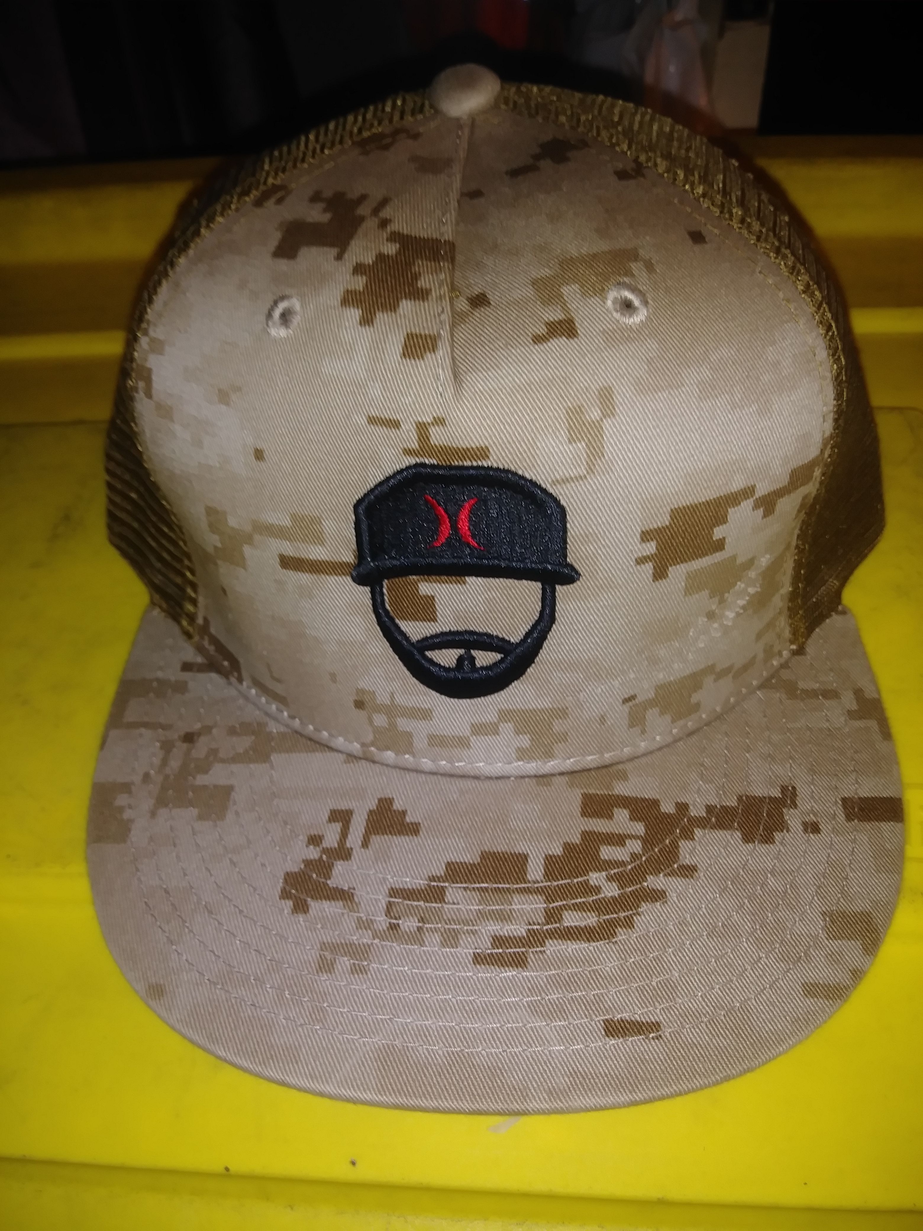 Snapback hats barba de Hurley symbol
