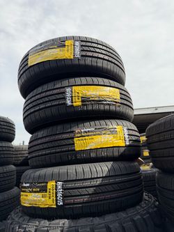 215-65/16 Vendo set de llantas nueva con 50.0000 millas de garantía