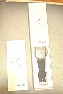 hwagol G39 Digital Square Watch Black Dial Black Rubber Strap Silver Case Box