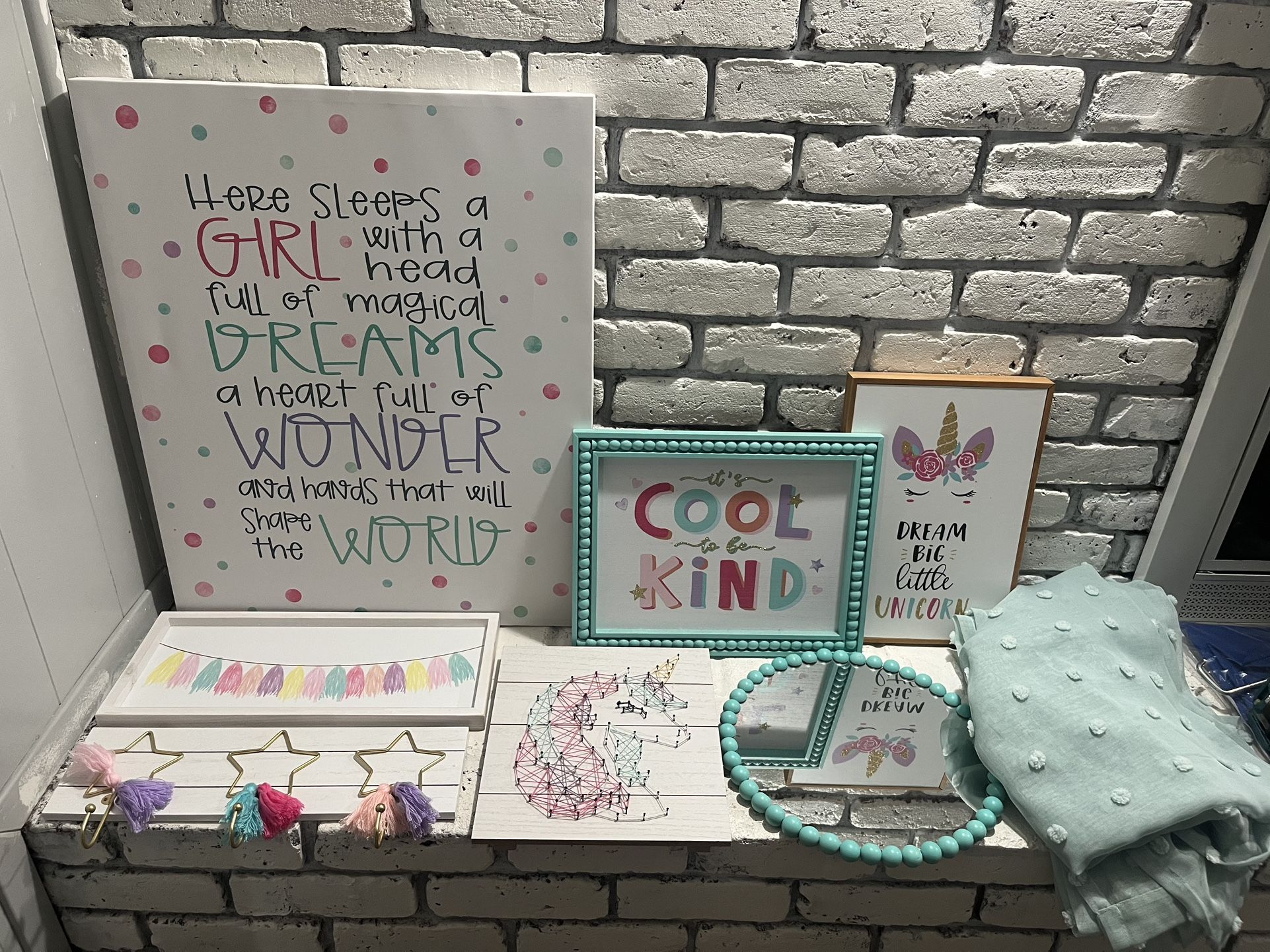 Girls Bedroom Decor