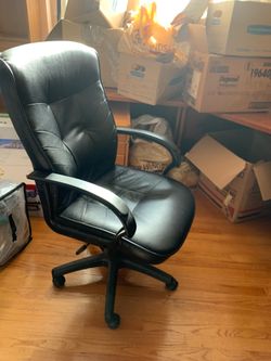 Evanston Moving sale!! Best offer or free!