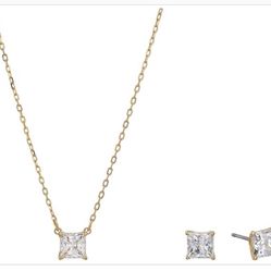 Swarovski CZ Square  Princess  Cut stud earring 