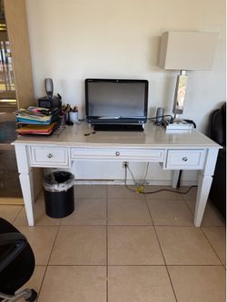 Office table