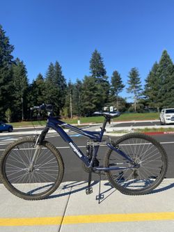 Mongoose bike ledge 2.1 21 best sale speed