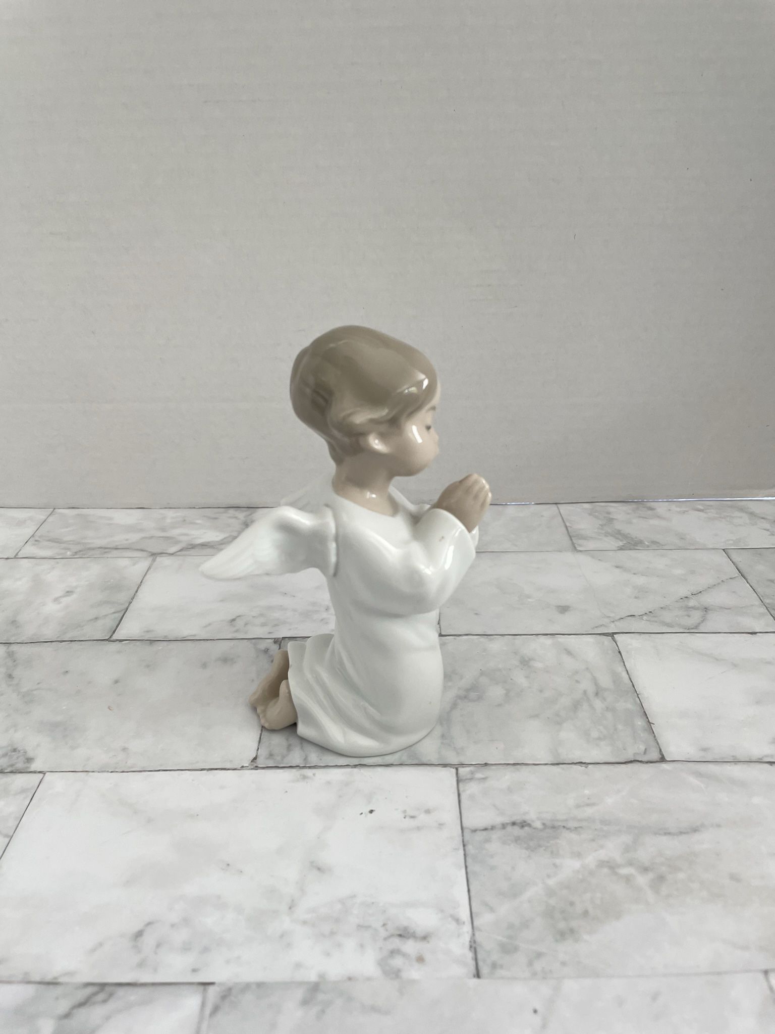 Lladro Figurine 4538 MIB Angel Praying Used with original box, good condition 