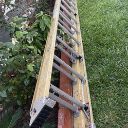 Excellent Condition, 28 Feet Fiberglass Ladder
