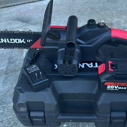 12 inch Chainsaw With 2 Battery And Charger Plus Extra Chain 