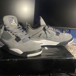 Jordan 4s READ DESCRIPTION !!!!!