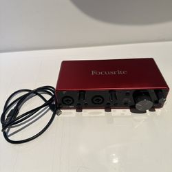 focusrite scarlett 2i2