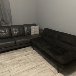 COUCHES