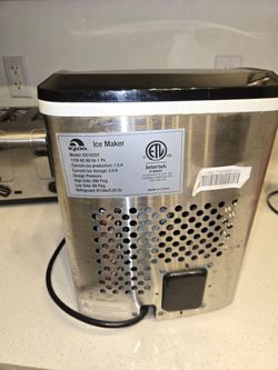 Ice maker