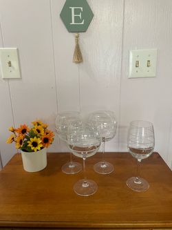 Mikasa Cheers wine glasses