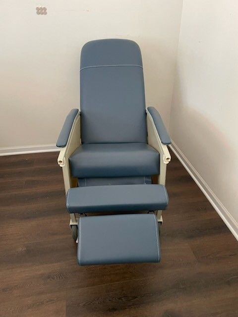 Recliner Wheelchair
