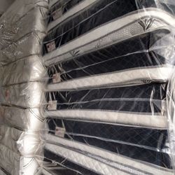 💤🛏️Mattress 12" Inches
🟨 All sizes🛏️💤
🔵Pillow top🛏️
⚪Same day delivery 🚚
🟢Queen sizes $199
🟡Full sizes $ 180
🟠Twin sizes $130
🟣cal King $