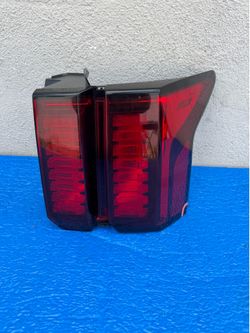 2021 2022 2023 Kia Sorento Halogen Tail Light Right Passenger Side OEM