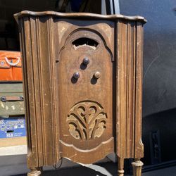Old Radio 