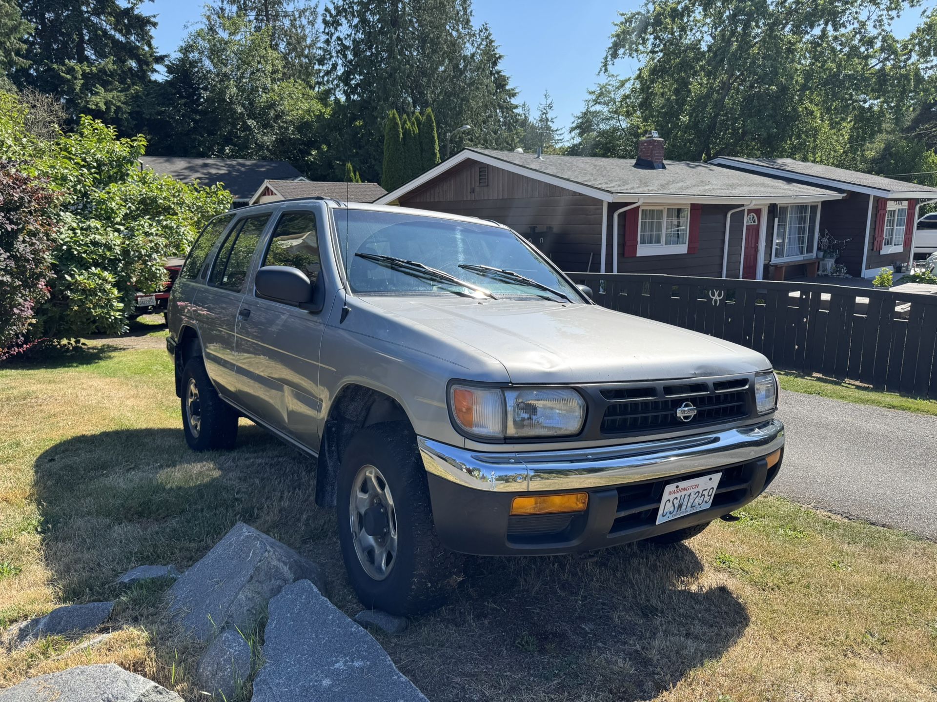1999 Nissan Pathfinder