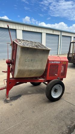 Concrete Mixer – Multiquip Whiteman – Great Condition