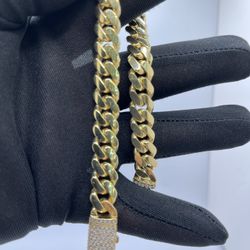 Brand New 10k Solid Gold Cuban Bracelet With CZ Stones On Lock