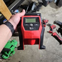 Milwaukee  M12 Air Compressor