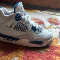 Jordan 4 Military Blue