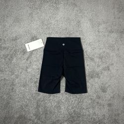 Lululemon High-Rise Shorts 2”