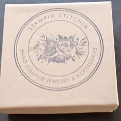 Metal Heartfelt Inscription Bracelet New In Package With Pin Button As Well.