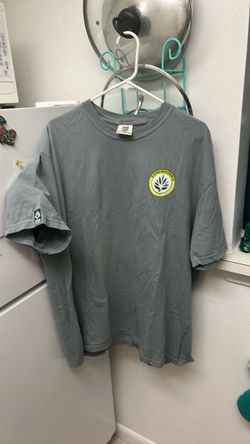 Gray Graphic Crew Neck T-Shirt (2 XL)
