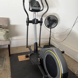 Gold Gym Elliptical 