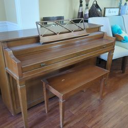 Free Piano with Bench