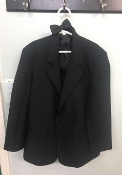 Boys suit coat, vest and bow tie 12