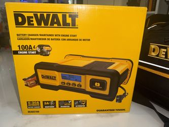 DEWALT DXAEC100 Battery Charger / Maintainer With Engine Start