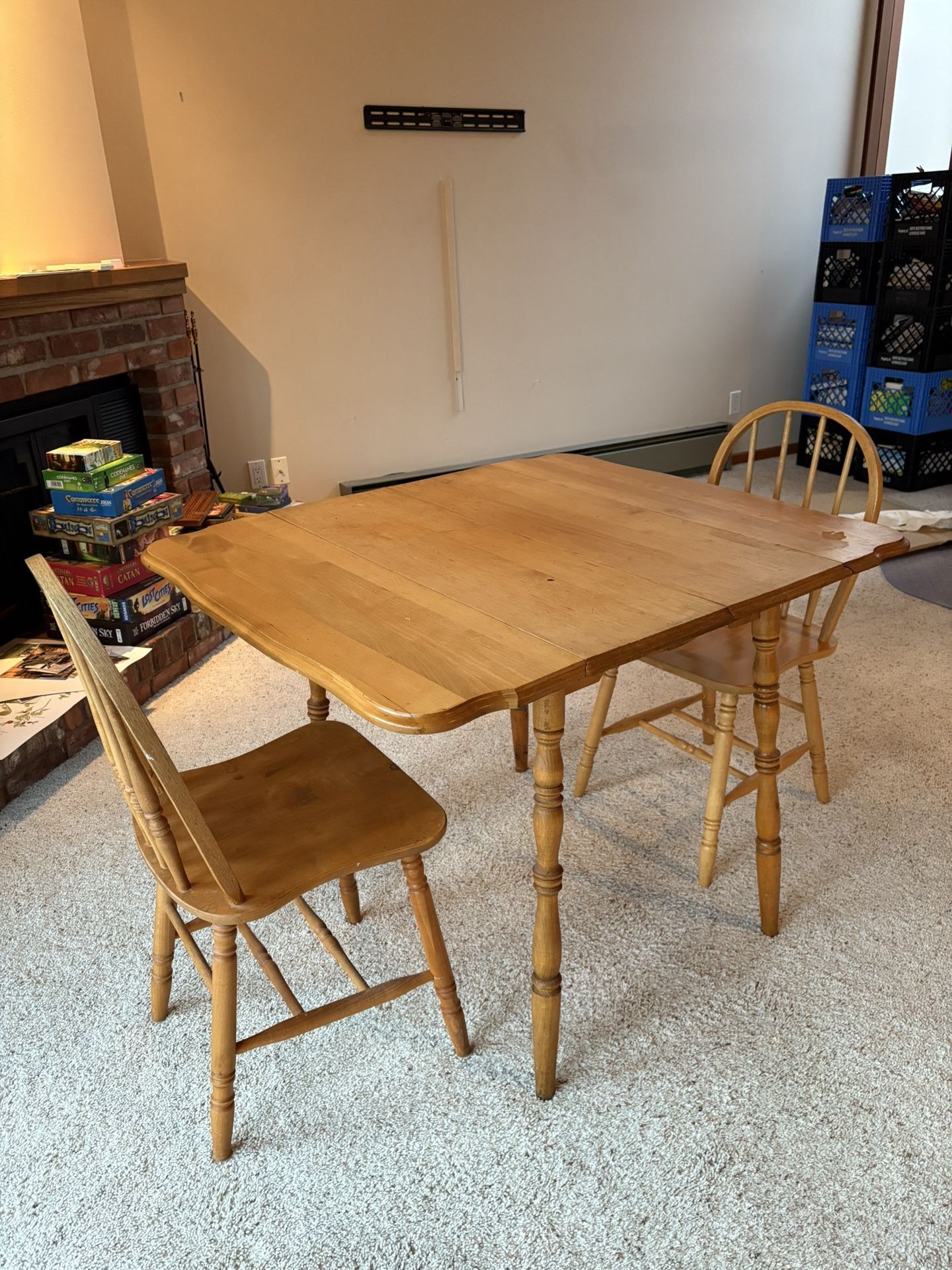 Dining/kitchen Table With 2 Chairs