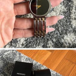 MENS MOVADO WATCH W BOX AND EXTRA LINKS